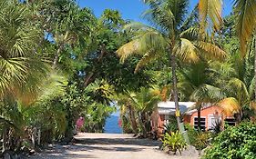 The Pelican Key Largo Cottages